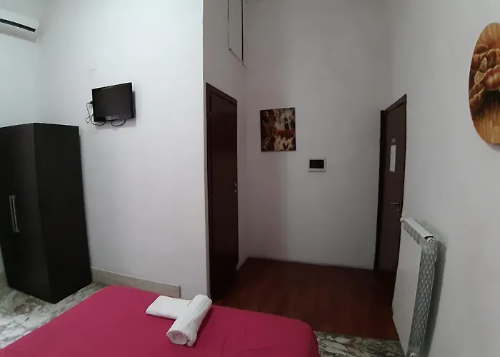 Lucky Stars Pensión Roma