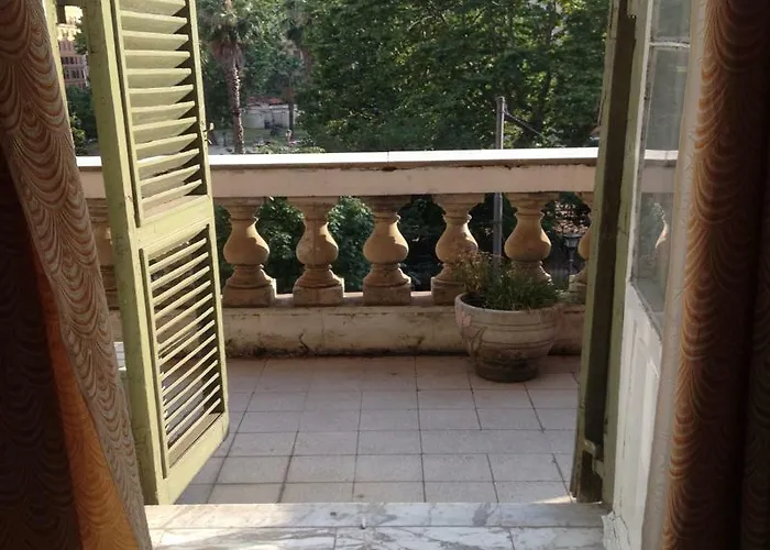 Lucky Stars Pensión 3*