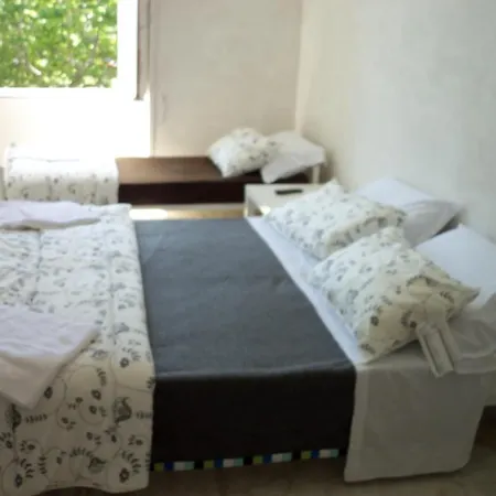 بيت ضيافة Lucky Stars روما