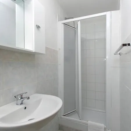 בית הארחה Lucky Stars רומא